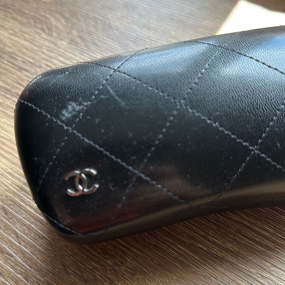 Chanel sunglasses - Picture 2 of 6